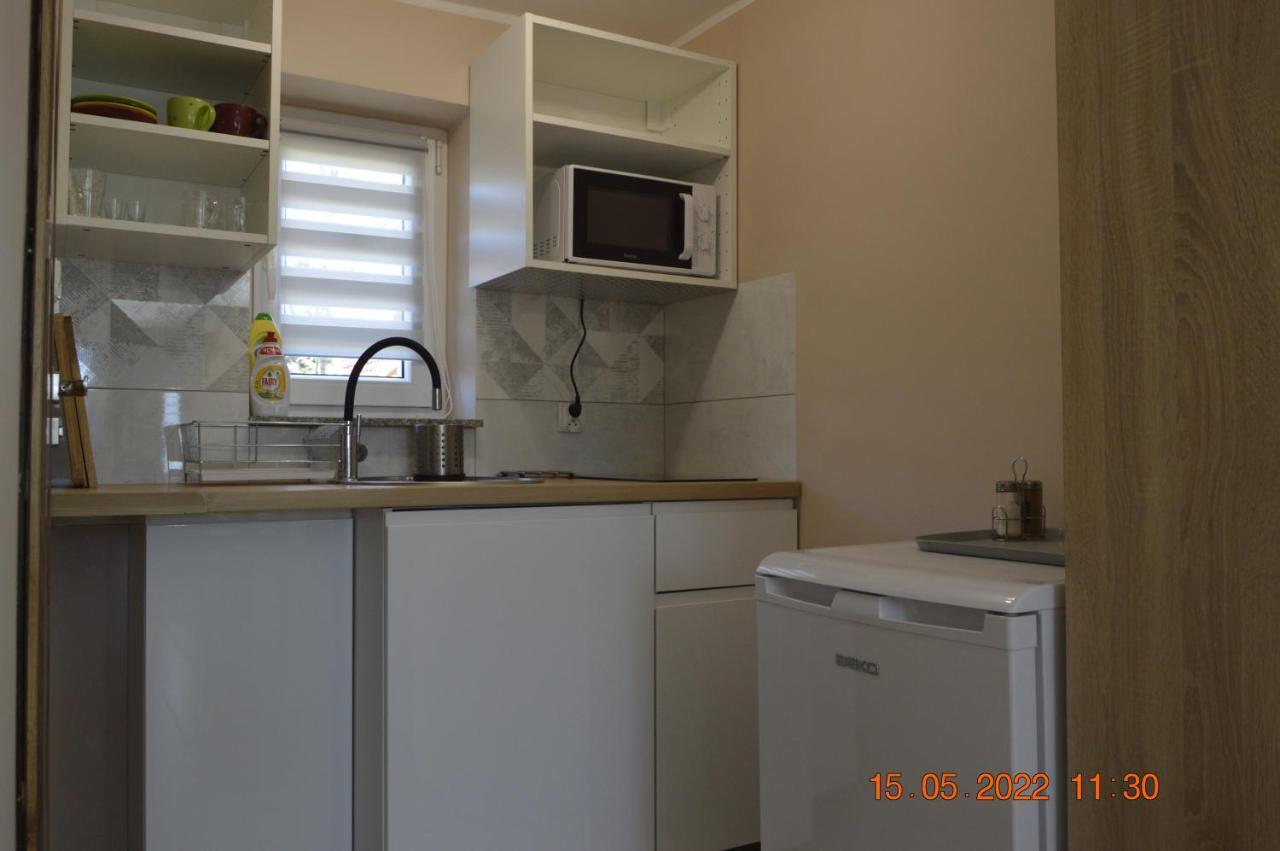 Apartamenty I Pokoje U Kryni ชตูตอวอ ภายนอก รูปภาพ