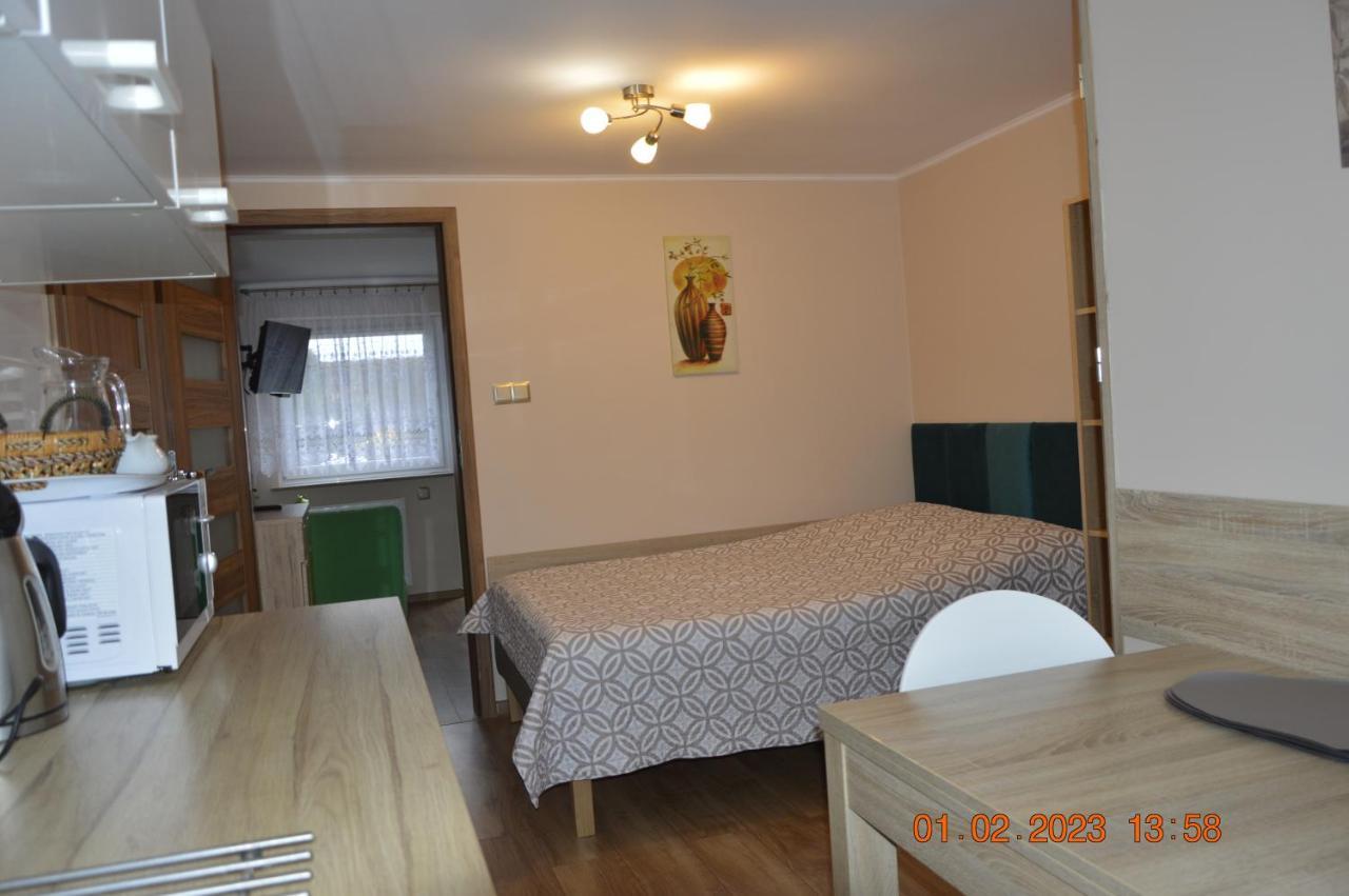Apartamenty I Pokoje U Kryni ชตูตอวอ ภายนอก รูปภาพ
