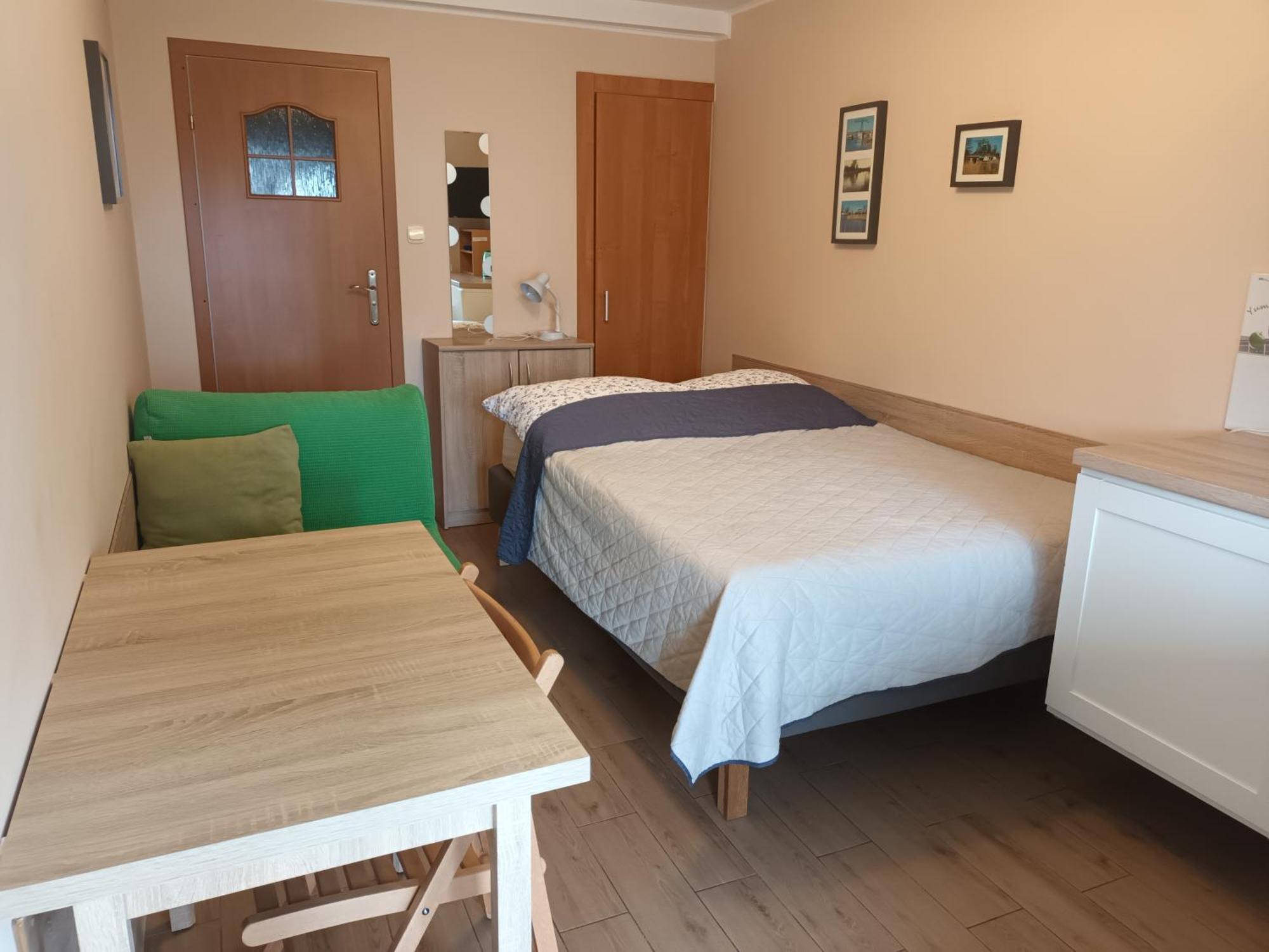 Apartamenty I Pokoje U Kryni ชตูตอวอ ภายนอก รูปภาพ