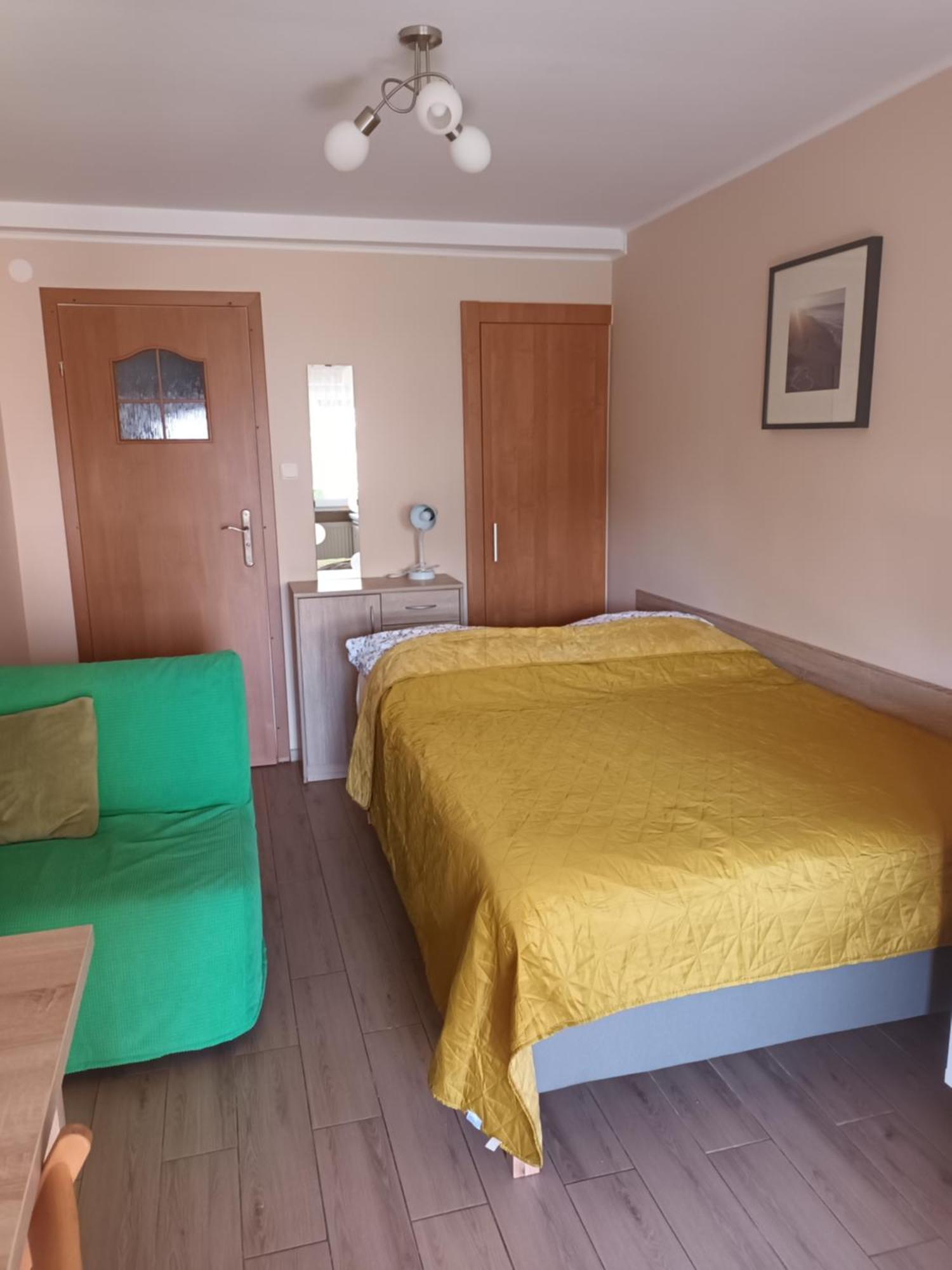 Apartamenty I Pokoje U Kryni ชตูตอวอ ภายนอก รูปภาพ