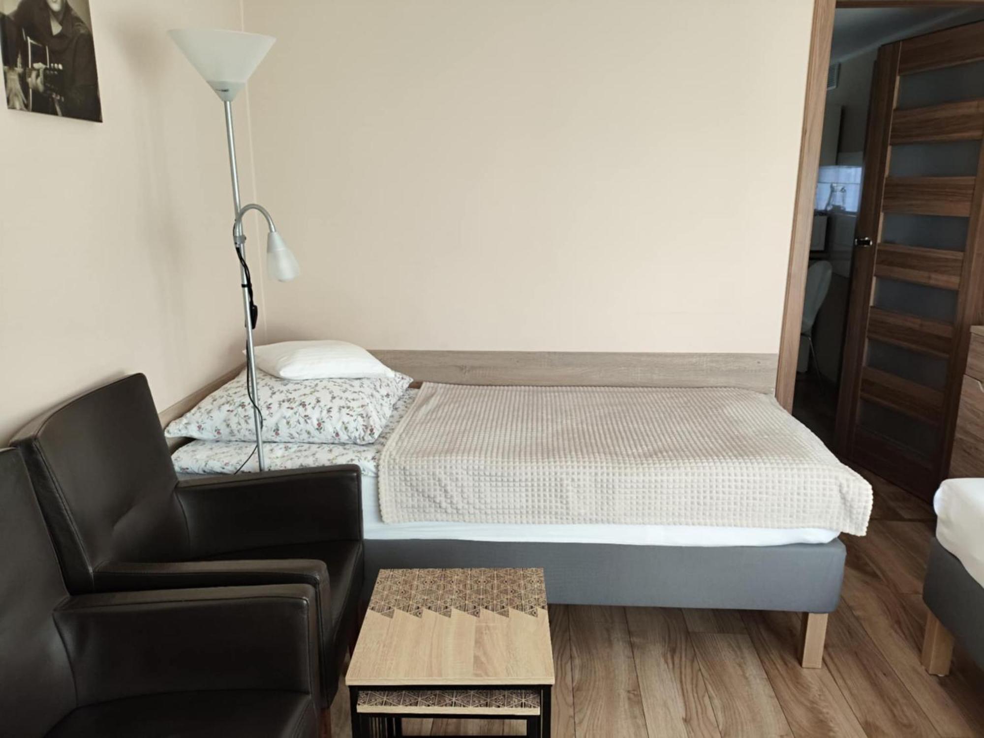 Apartamenty I Pokoje U Kryni ชตูตอวอ ภายนอก รูปภาพ