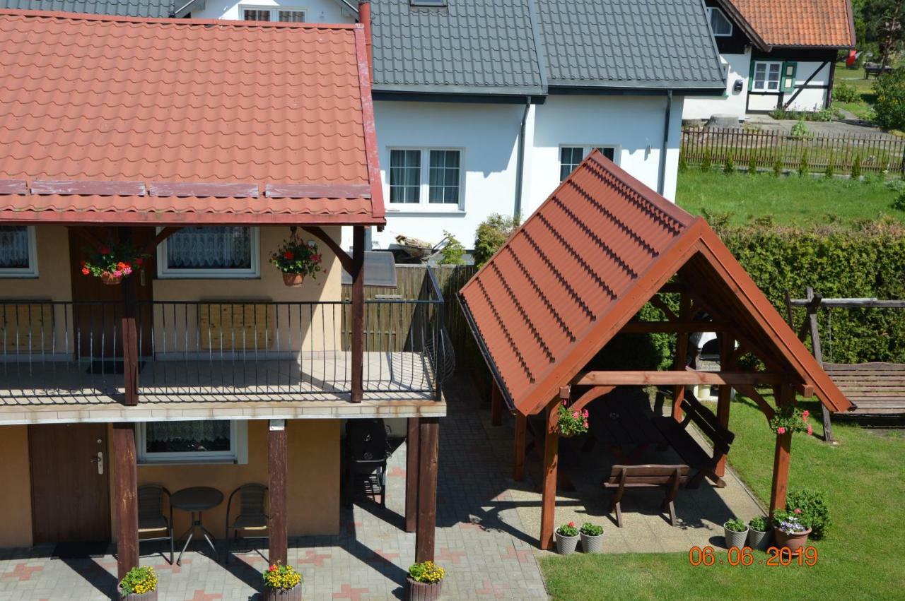 Apartamenty I Pokoje U Kryni ชตูตอวอ ภายนอก รูปภาพ